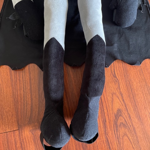 TM&DC Comics Stretch Kins 2013 Batman - Picture 10 of 16